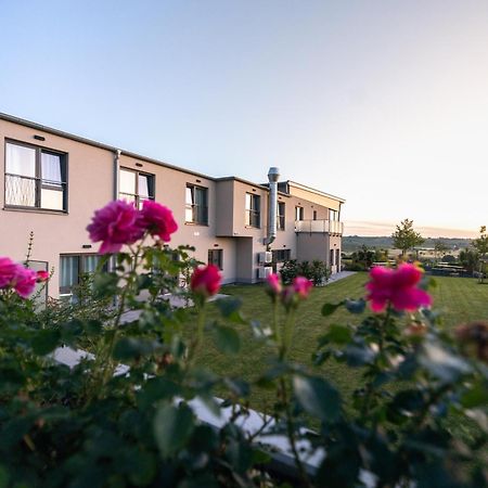 Weinzuhause Hotel-Restaurant-Vinothek Mommenheim Εξωτερικό φωτογραφία
