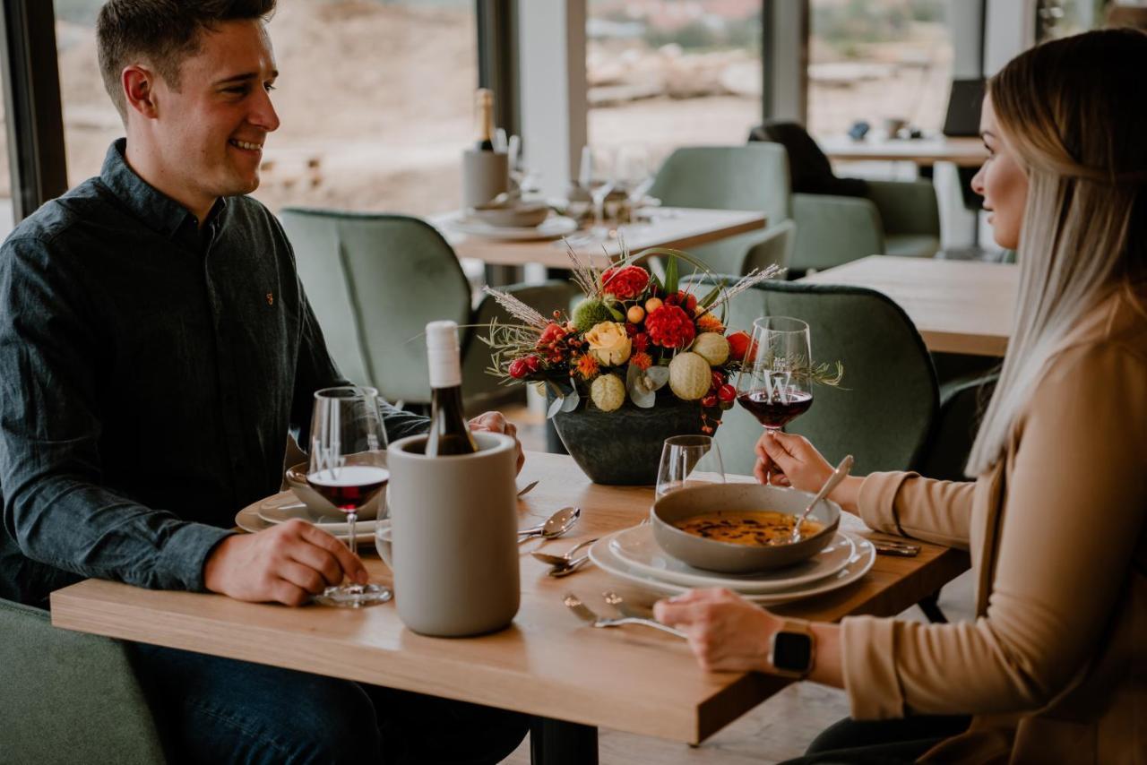Weinzuhause Hotel-Restaurant-Vinothek Mommenheim Εξωτερικό φωτογραφία