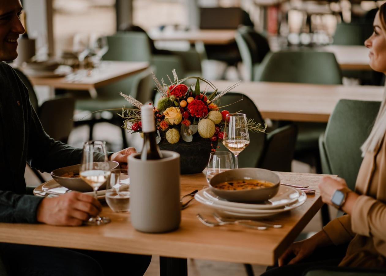 Weinzuhause Hotel-Restaurant-Vinothek Mommenheim Εξωτερικό φωτογραφία