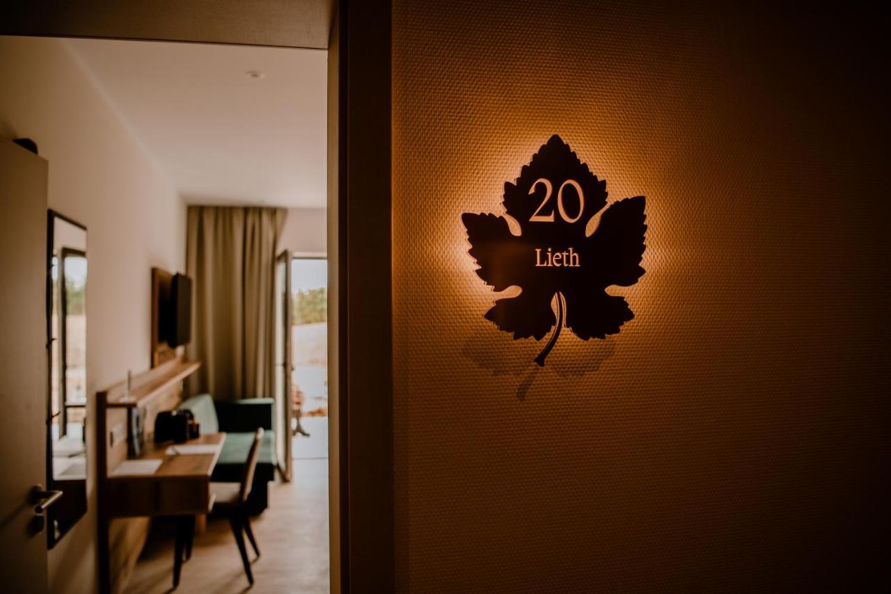 Weinzuhause Hotel-Restaurant-Vinothek Mommenheim Εξωτερικό φωτογραφία