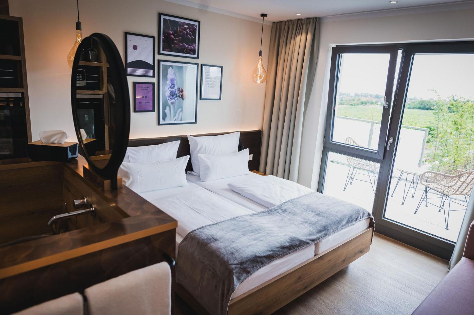 Weinzuhause Hotel-Restaurant-Vinothek Mommenheim Εξωτερικό φωτογραφία