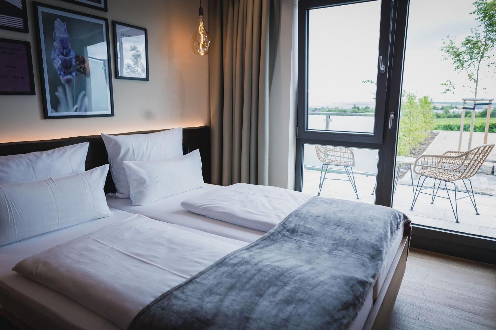Weinzuhause Hotel-Restaurant-Vinothek Mommenheim Εξωτερικό φωτογραφία